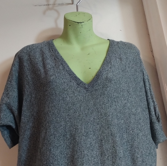 NWOT / BCBGeneration short sleeve sweater - Picture 3 of 5